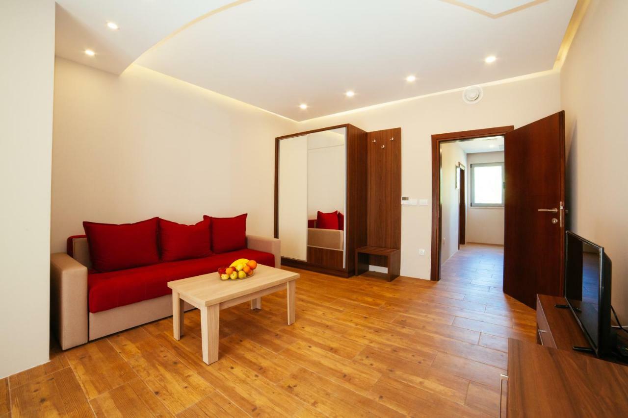 Adriatica Sea & Sun Bed and Breakfast Ulcinj Exterior foto