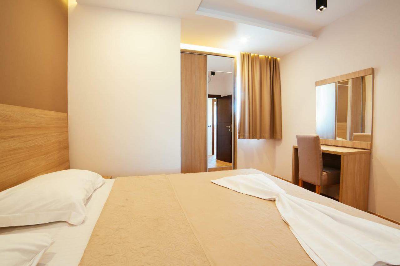 Adriatica Sea & Sun Bed and Breakfast Ulcinj Exterior foto