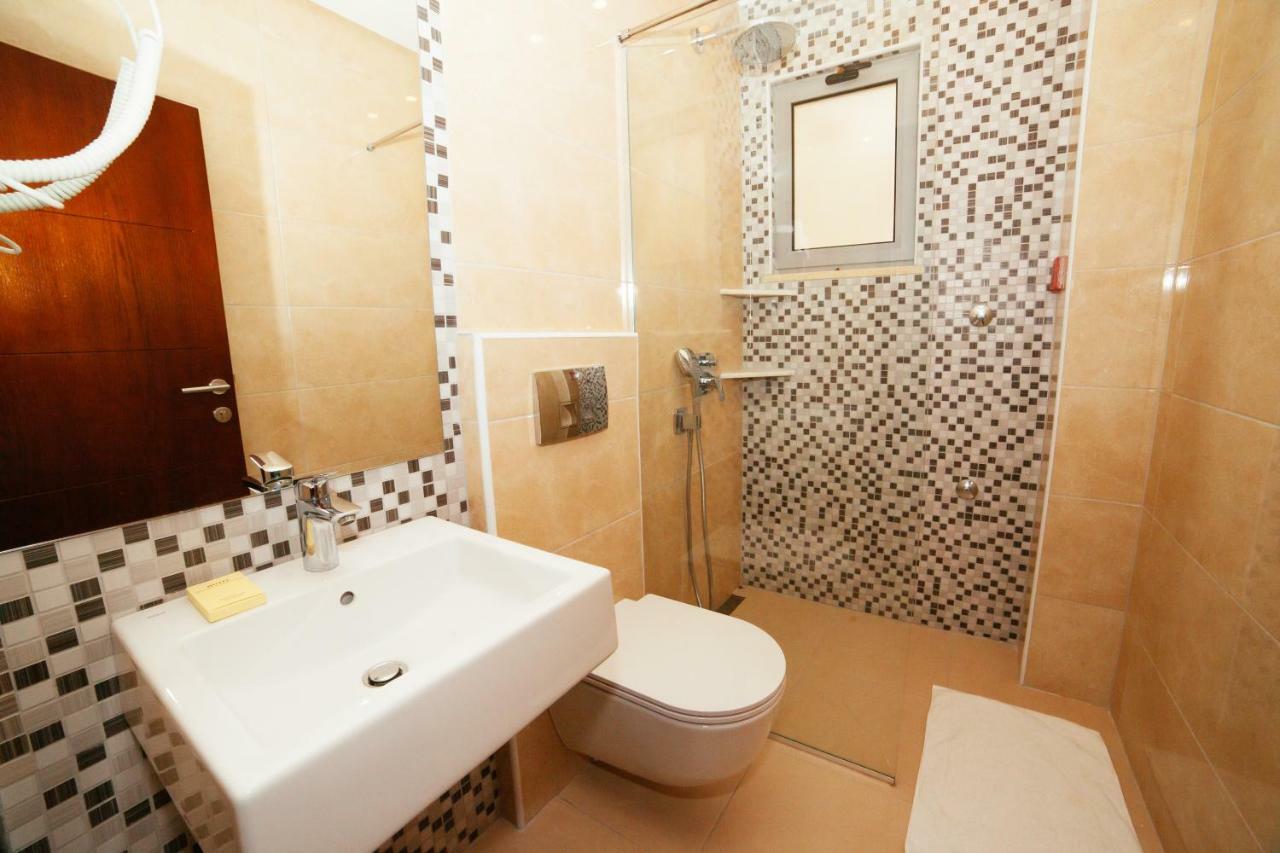 Adriatica Sea & Sun Bed and Breakfast Ulcinj Exterior foto